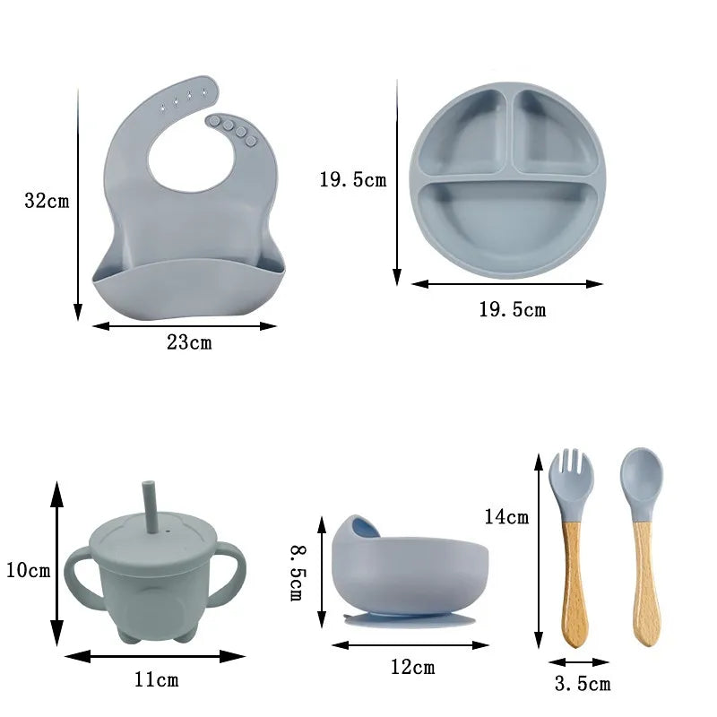 Vajilla de Silicona de 6-8 Piezas para Bebé - Juego de Baberos con Ventosa, Tazón, Cuchara, Tenedor, Taza de Alimentación, Plato Dividido y Platos Infantiles - Bebe a la moda 